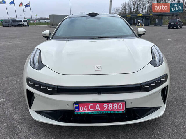Білий Zeekr 001, об'ємом двигуна 0 л та пробігом 13 тис. км за 45800 $, фото 11 на Automoto.ua