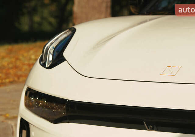 Белый Zeekr 001, объемом двигателя 0 л и пробегом 13 тыс. км за 45000 $, фото 13 на Automoto.ua