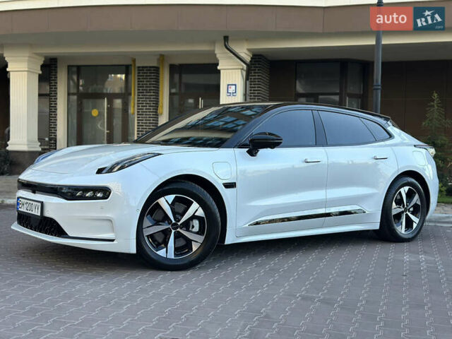 Белый Zeekr 001, объемом двигателя 0 л и пробегом 20 тыс. км за 37500 $, фото 10 на Automoto.ua