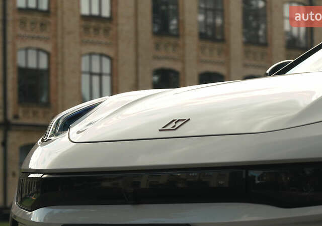 Белый Zeekr 001, объемом двигателя 0 л и пробегом 13 тыс. км за 45000 $, фото 18 на Automoto.ua