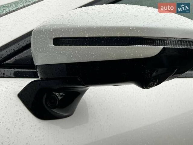 Белый Zeekr 001, объемом двигателя 0 л и пробегом 11 тыс. км за 37400 $, фото 8 на Automoto.ua