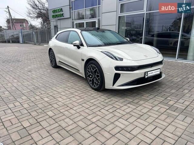 Білий Zeekr 001, об'ємом двигуна 0 л та пробігом 14 тис. км за 47198 $, фото 2 на Automoto.ua