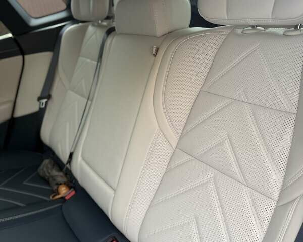 Белый Zeekr 001, объемом двигателя 0 л и пробегом 35 тыс. км за 40000 $, фото 11 на Automoto.ua