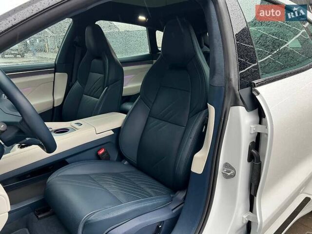 Белый Zeekr 001, объемом двигателя 0 л и пробегом 11 тыс. км за 37400 $, фото 15 на Automoto.ua