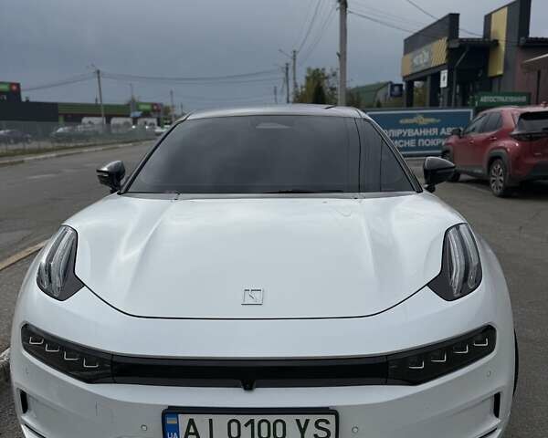 Белый Zeekr 001, объемом двигателя 0 л и пробегом 35 тыс. км за 40000 $, фото 1 на Automoto.ua