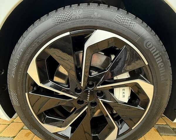 Белый Zeekr 001, объемом двигателя 0 л и пробегом 8 тыс. км за 45000 $, фото 27 на Automoto.ua