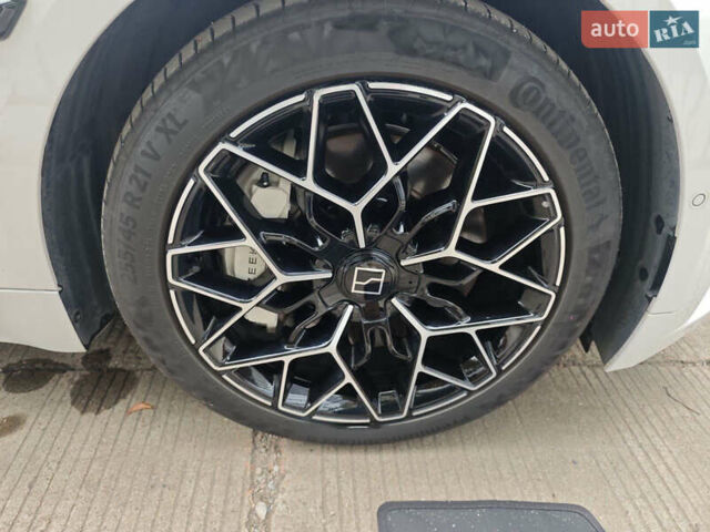Білий Zeekr 001, об'ємом двигуна 0 л та пробігом 10 тис. км за 37500 $, фото 6 на Automoto.ua