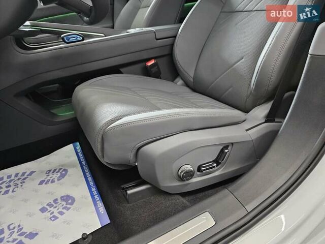 Білий Zeekr 001, об'ємом двигуна 0 л та пробігом 1 тис. км за 42499 $, фото 19 на Automoto.ua