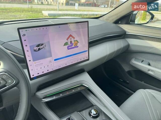 Белый Zeekr 001, объемом двигателя 0 л и пробегом 1 тыс. км за 48700 $, фото 16 на Automoto.ua