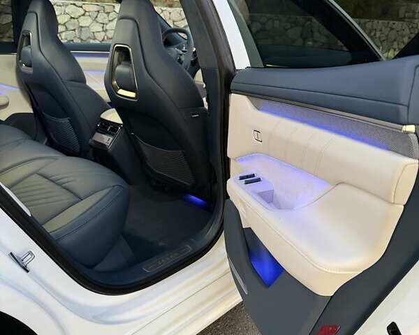 Білий Zeekr 001, об'ємом двигуна 0 л та пробігом 1 тис. км за 49999 $, фото 37 на Automoto.ua