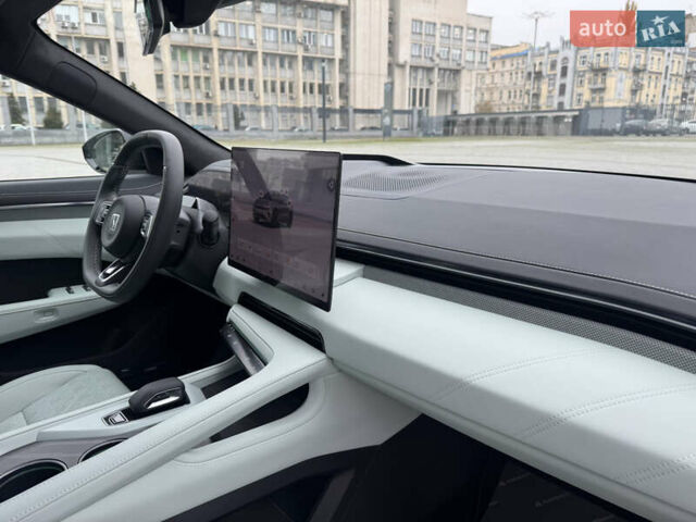 Білий Zeekr 001, об'ємом двигуна 0 л та пробігом 1 тис. км за 58999 $, фото 32 на Automoto.ua