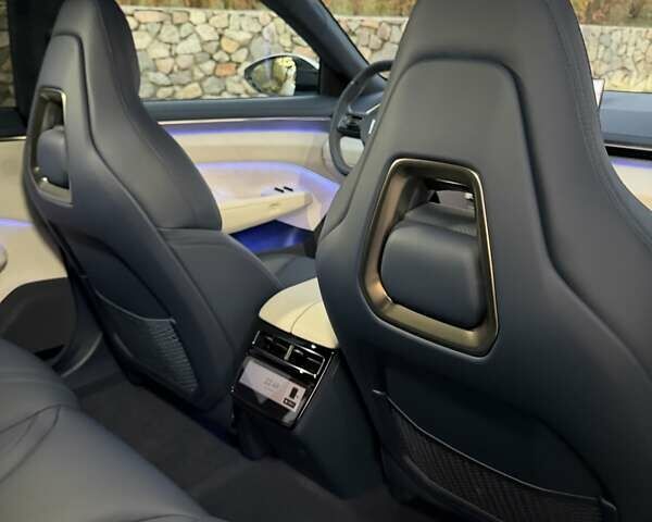 Білий Zeekr 001, об'ємом двигуна 0 л та пробігом 1 тис. км за 49999 $, фото 40 на Automoto.ua