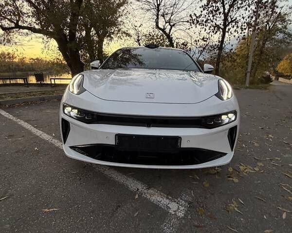 Білий Zeekr 001, об'ємом двигуна 0 л та пробігом 1 тис. км за 49999 $, фото 7 на Automoto.ua