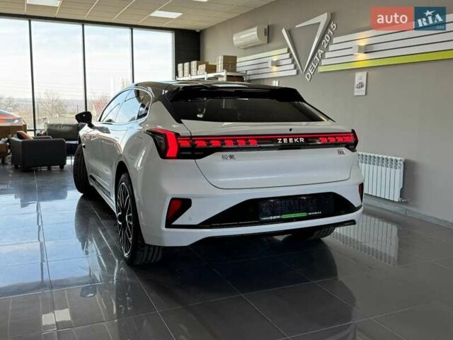 Белый Zeekr 001, объемом двигателя 0 л и пробегом 1 тыс. км за 56599 $, фото 2 на Automoto.ua
