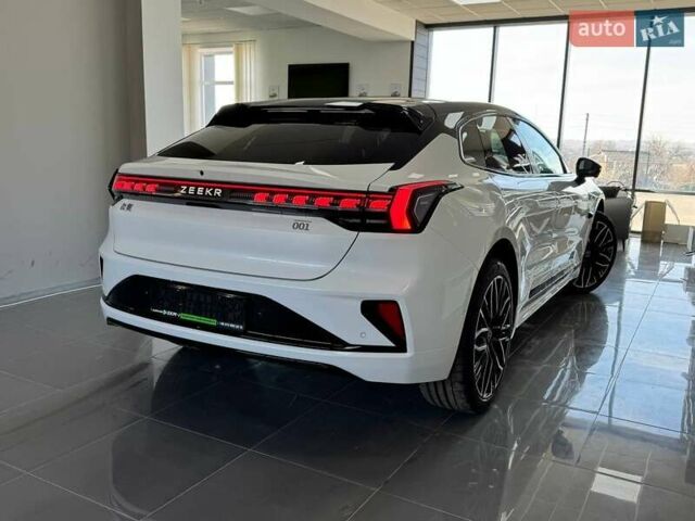 Белый Zeekr 001, объемом двигателя 0 л и пробегом 1 тыс. км за 56599 $, фото 4 на Automoto.ua