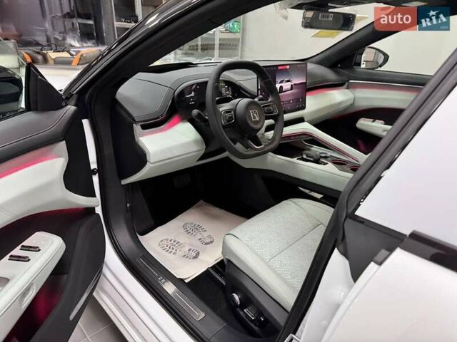 Белый Zeekr 001, объемом двигателя 0 л и пробегом 1 тыс. км за 45499 $, фото 11 на Automoto.ua