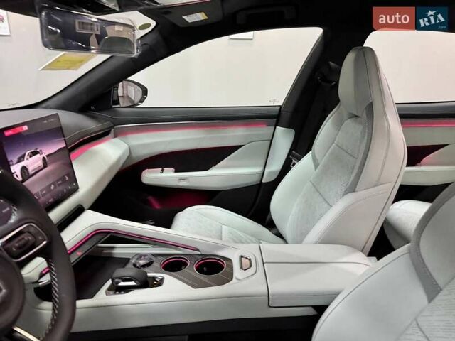 Белый Zeekr 001, объемом двигателя 0 л и пробегом 1 тыс. км за 45499 $, фото 14 на Automoto.ua