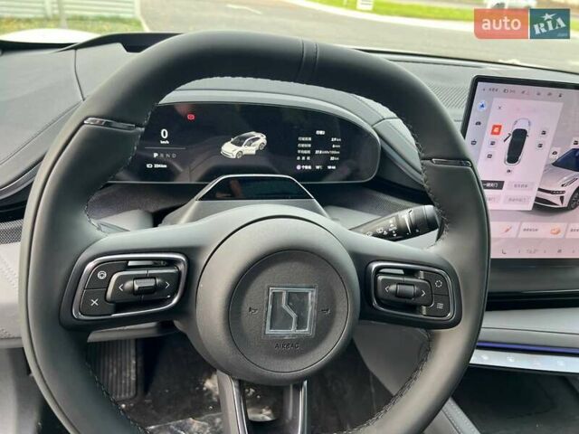 Белый Zeekr 001, объемом двигателя 0 л и пробегом 1 тыс. км за 50000 $, фото 14 на Automoto.ua