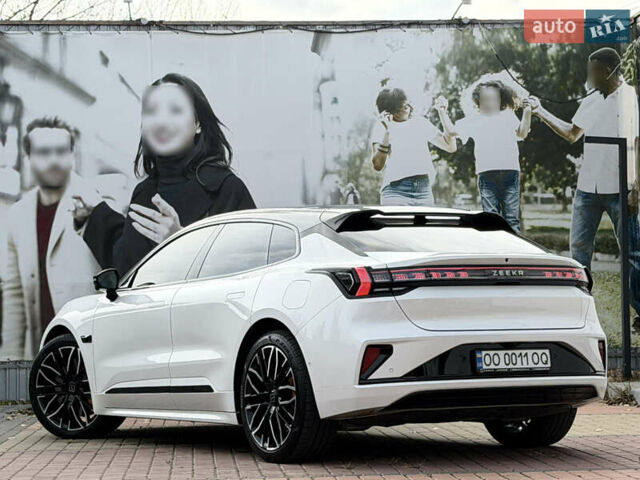 Белый Zeekr 001, объемом двигателя 0 л и пробегом 7 тыс. км за 55700 $, фото 37 на Automoto.ua