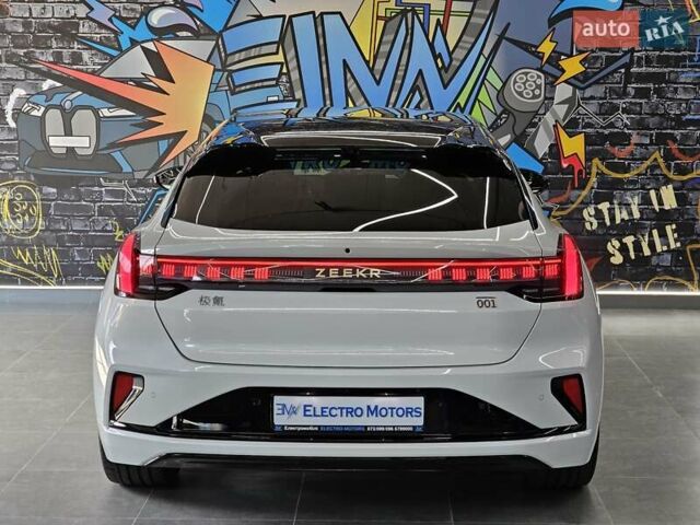 Білий Zeekr 001, об'ємом двигуна 0 л та пробігом 1 тис. км за 42499 $, фото 5 на Automoto.ua