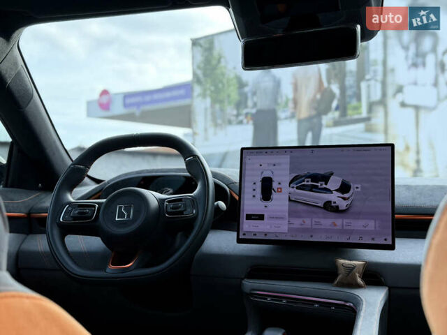 Белый Zeekr 001, объемом двигателя 0 л и пробегом 7 тыс. км за 55700 $, фото 80 на Automoto.ua