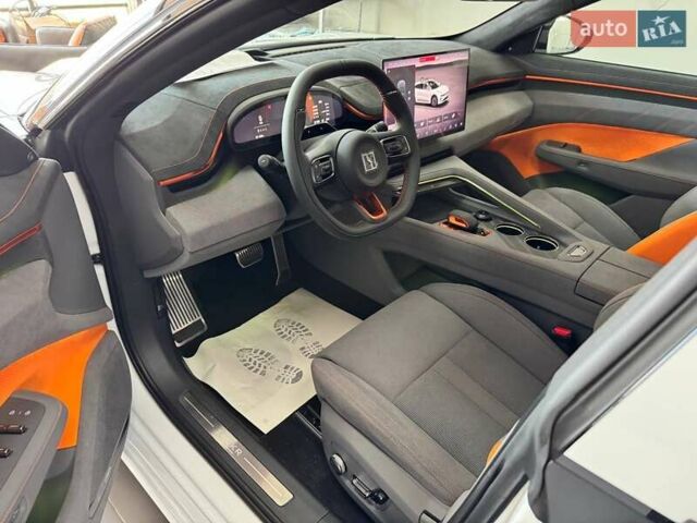 Белый Zeekr 001, объемом двигателя 0 л и пробегом 1 тыс. км за 56599 $, фото 6 на Automoto.ua