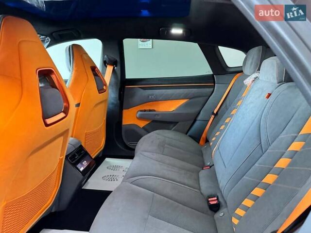 Белый Zeekr 001, объемом двигателя 0 л и пробегом 1 тыс. км за 55599 $, фото 20 на Automoto.ua