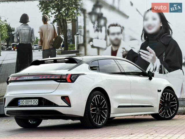 Белый Zeekr 001, объемом двигателя 0 л и пробегом 7 тыс. км за 55700 $, фото 27 на Automoto.ua