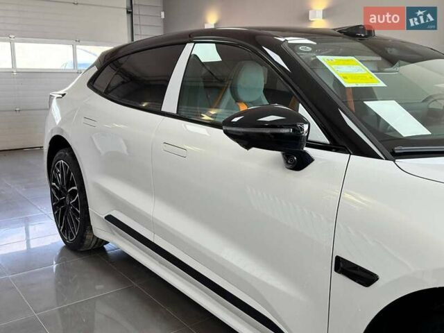 Белый Zeekr 001, объемом двигателя 0 л и пробегом 1 тыс. км за 56599 $, фото 5 на Automoto.ua