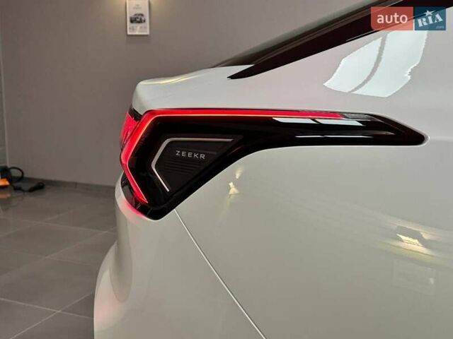 Белый Zeekr 001, объемом двигателя 0 л и пробегом 1 тыс. км за 45499 $, фото 7 на Automoto.ua