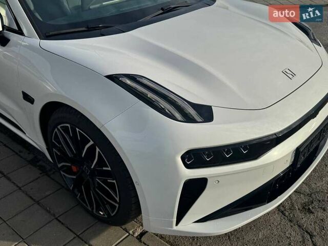 Белый Zeekr 001, объемом двигателя 0 л и пробегом 1 тыс. км за 48700 $, фото 6 на Automoto.ua