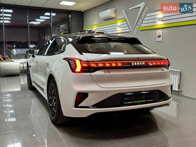 Белый Zeekr 001, объемом двигателя 0 л и пробегом 1 тыс. км за 45499 $, фото 4 на Automoto.ua