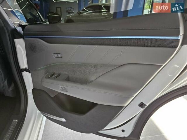Білий Zeekr 001, об'ємом двигуна 0 л та пробігом 1 тис. км за 42499 $, фото 26 на Automoto.ua