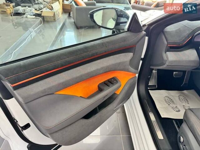 Белый Zeekr 001, объемом двигателя 0 л и пробегом 1 тыс. км за 55599 $, фото 9 на Automoto.ua