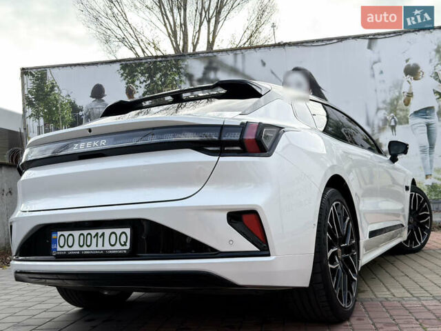 Белый Zeekr 001, объемом двигателя 0 л и пробегом 7 тыс. км за 55700 $, фото 35 на Automoto.ua