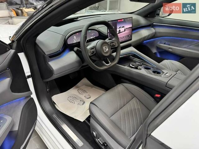 Белый Zeekr 001, объемом двигателя 0 л и пробегом 1 тыс. км за 44499 $, фото 8 на Automoto.ua