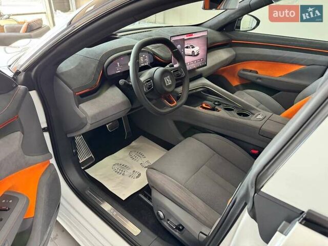 Белый Zeekr 001, объемом двигателя 0 л и пробегом 1 тыс. км за 55599 $, фото 10 на Automoto.ua