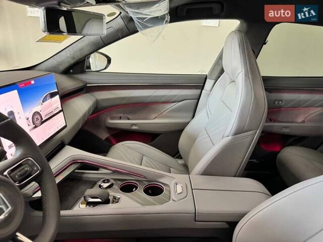 Белый Zeekr 001, объемом двигателя 0 л и пробегом 1 тыс. км за 52699 $, фото 12 на Automoto.ua