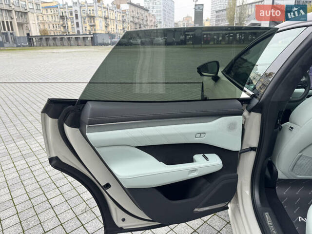 Білий Zeekr 001, об'ємом двигуна 0 л та пробігом 1 тис. км за 58999 $, фото 27 на Automoto.ua