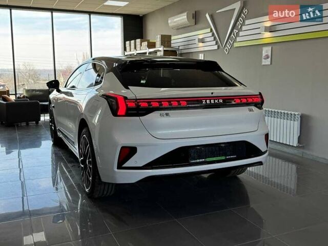 Белый Zeekr 001, объемом двигателя 0 л и пробегом 1 тыс. км за 55599 $, фото 3 на Automoto.ua