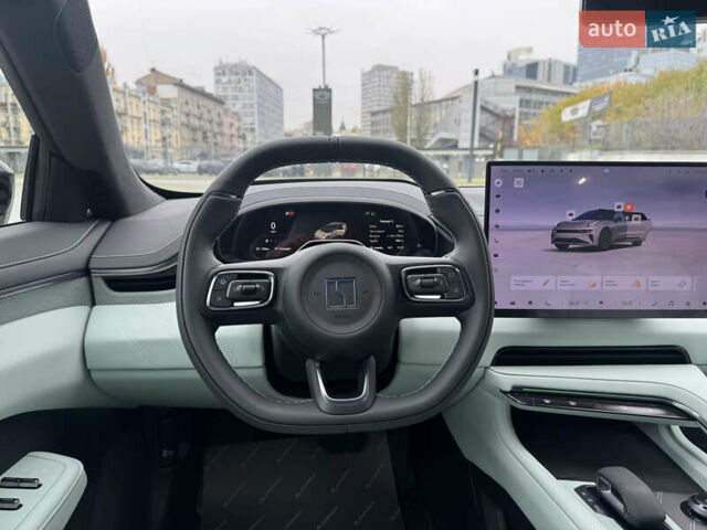 Білий Zeekr 001, об'ємом двигуна 0 л та пробігом 1 тис. км за 58999 $, фото 24 на Automoto.ua