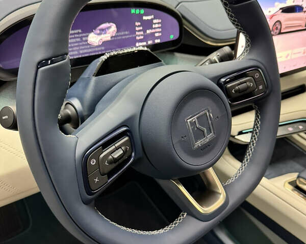 Белый Zeekr 001, объемом двигателя 0 л и пробегом 5 тыс. км за 50500 $, фото 8 на Automoto.ua