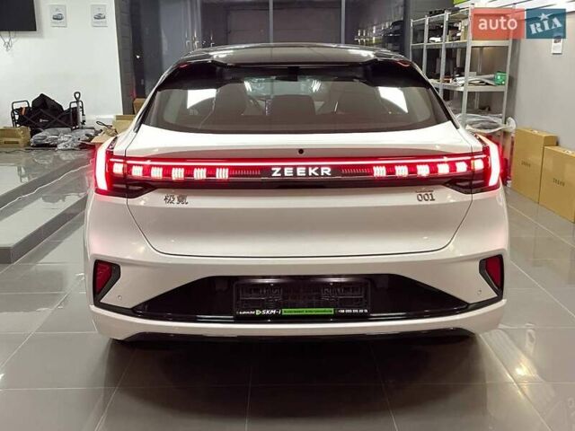 Белый Zeekr 001, объемом двигателя 0 л и пробегом 1 тыс. км за 45199 $, фото 5 на Automoto.ua
