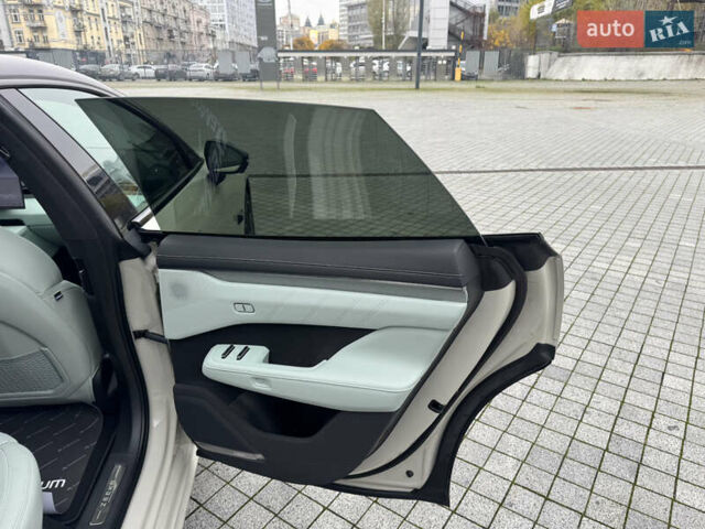 Білий Zeekr 001, об'ємом двигуна 0 л та пробігом 1 тис. км за 58999 $, фото 34 на Automoto.ua