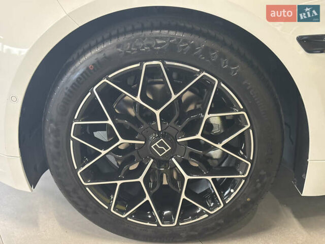 Білий Zeekr 001, об'ємом двигуна 0 л та пробігом 1 тис. км за 45000 $, фото 7 на Automoto.ua