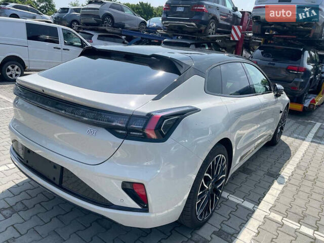 Білий Zeekr 001, об'ємом двигуна 0 л та пробігом 1 тис. км за 54300 $, фото 1 на Automoto.ua