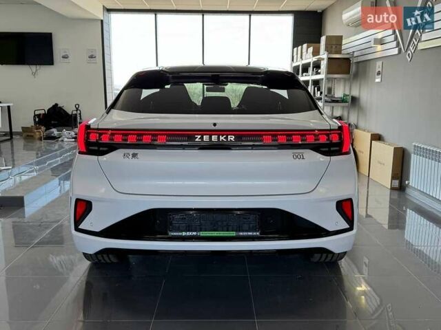 Белый Zeekr 001, объемом двигателя 0 л и пробегом 1 тыс. км за 56599 $, фото 3 на Automoto.ua