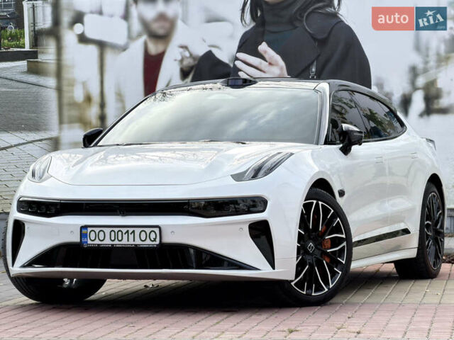 Белый Zeekr 001, объемом двигателя 0 л и пробегом 7 тыс. км за 55700 $, фото 6 на Automoto.ua