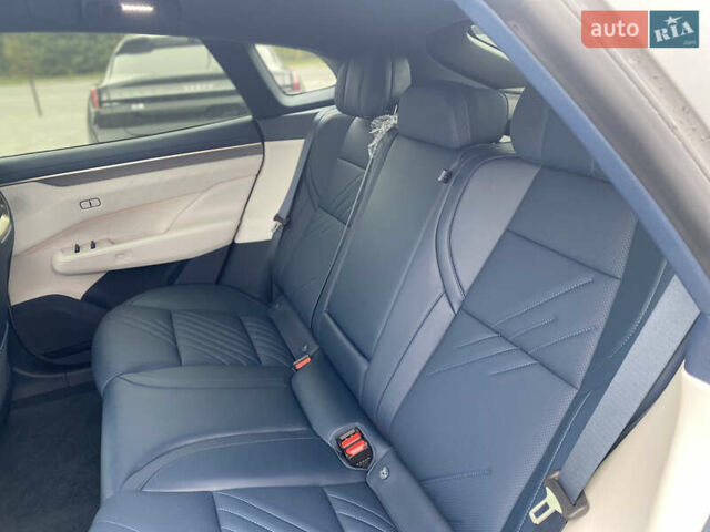 Белый Zeekr 001, объемом двигателя 0 л и пробегом 1 тыс. км за 49999 $, фото 21 на Automoto.ua