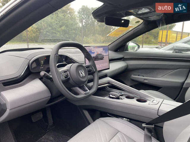 Белый Zeekr 001, объемом двигателя 0 л и пробегом 1 тыс. км за 49999 $, фото 36 на Automoto.ua